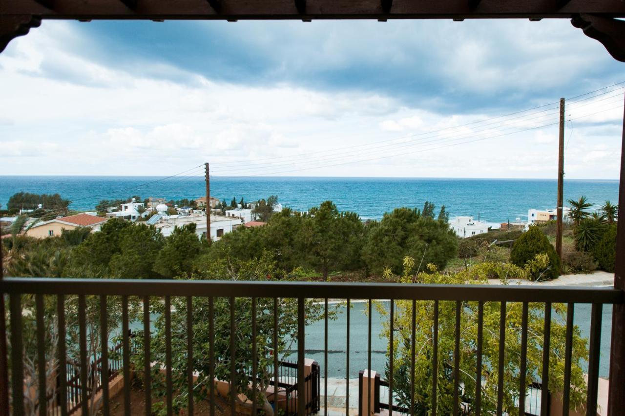 Seaclusion Vacation Villa Pomos Eksteriør bilde