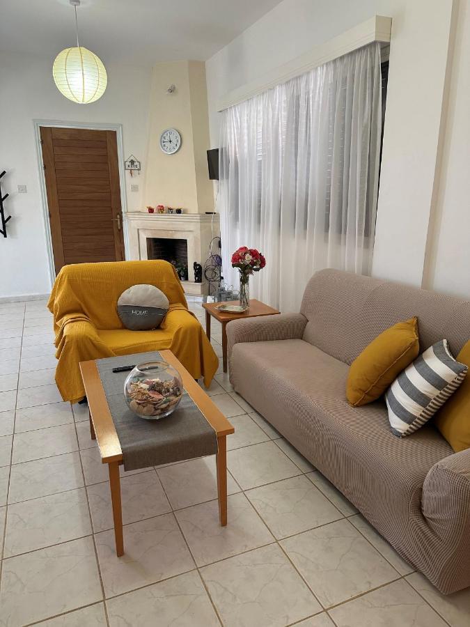 Seaclusion Vacation Villa Pomos Eksteriør bilde