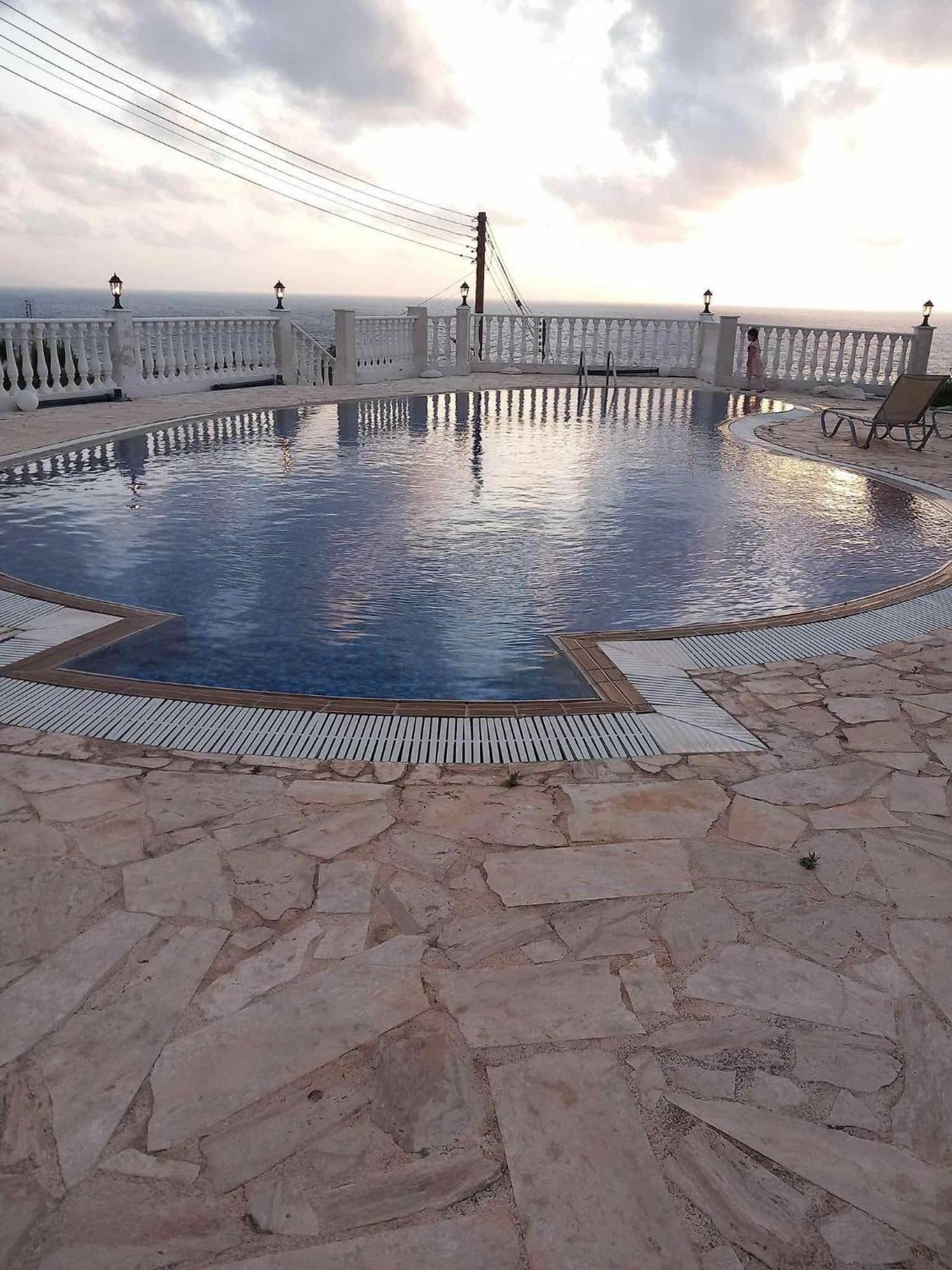Seaclusion Vacation Villa Pomos Eksteriør bilde