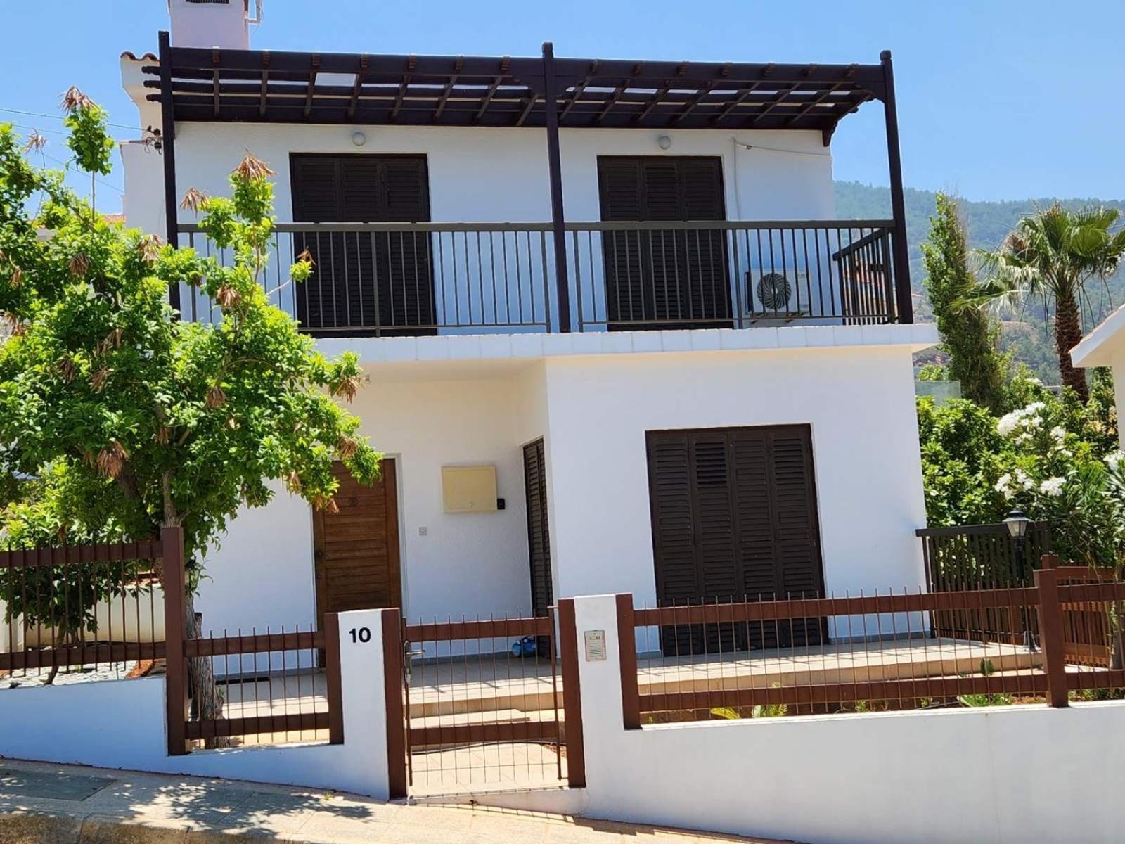 Seaclusion Vacation Villa Pomos Eksteriør bilde